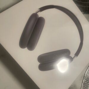 Apple Black and White Branded Label with Apple Logo